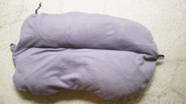 EXPED の Stuff Pillow を買ったらヒットの予感がした...初夏