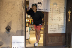 気軽にランニングを楽しんでもらえるお店とコミュニティづくりを。「 SALLYS RUNNING DEPT. 」店長 藤森 暁さんインタビュー