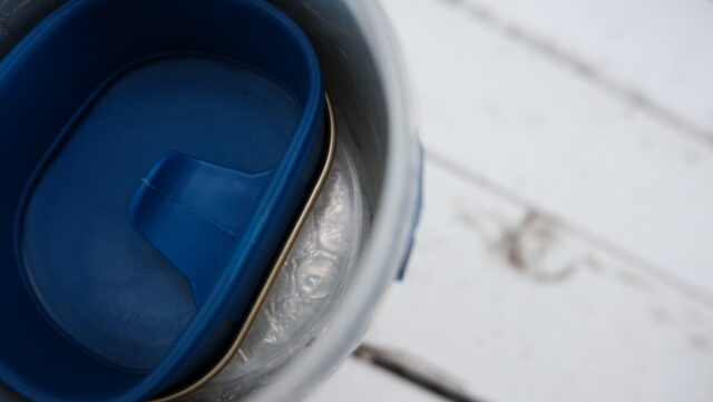 Nruc FACEHUGGER DISH｜OMMに遊び心を侵入させる11gのバグ？